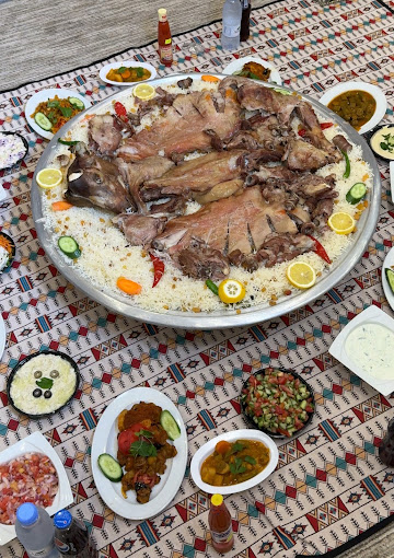 ربع تيس مع رز بشاور