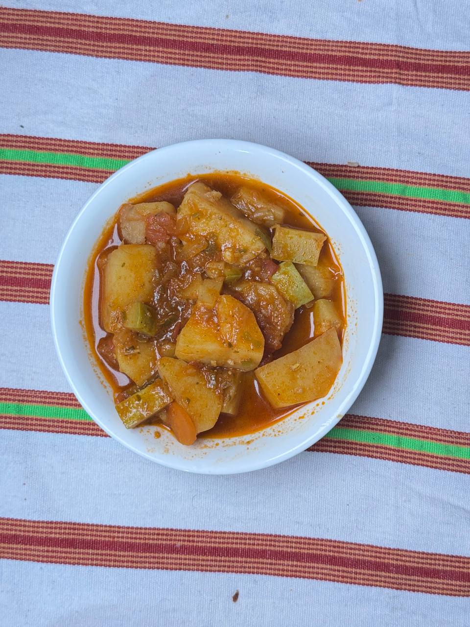 إيدام سفرة مشكل (صغير)